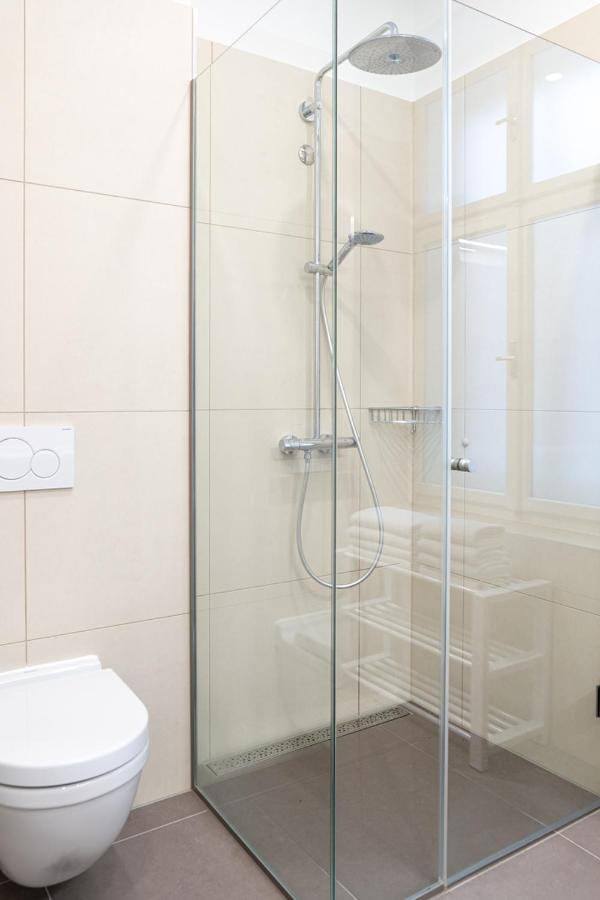 Modern 3 Room Apartment In A Prime Location Відень Екстер'єр фото
